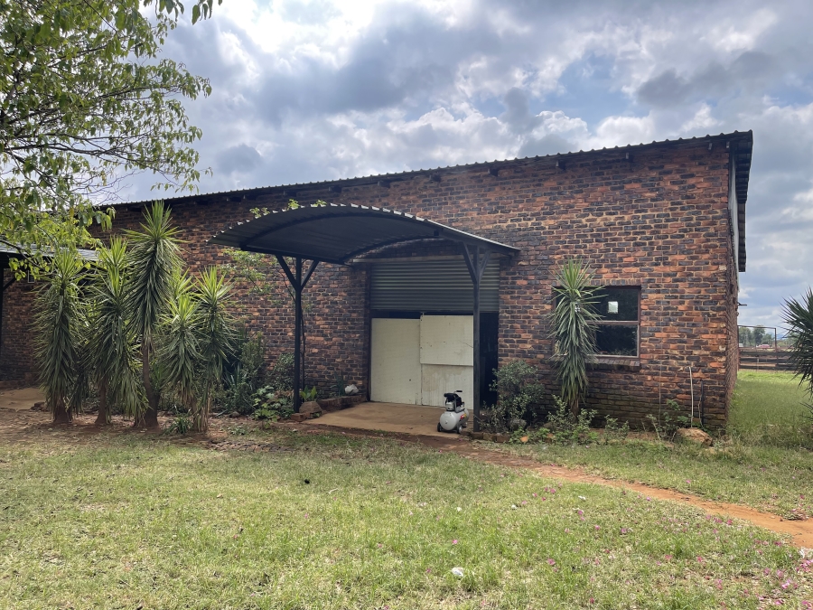 Commercial Property for Sale in Hartbeespoort Rural North West